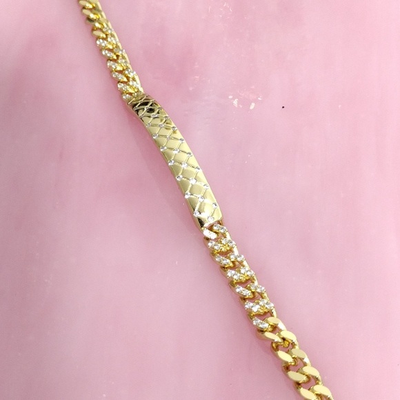 14k Gold Plated high Quality Crystal Bracelet 8 inch - Picture 2 of 3